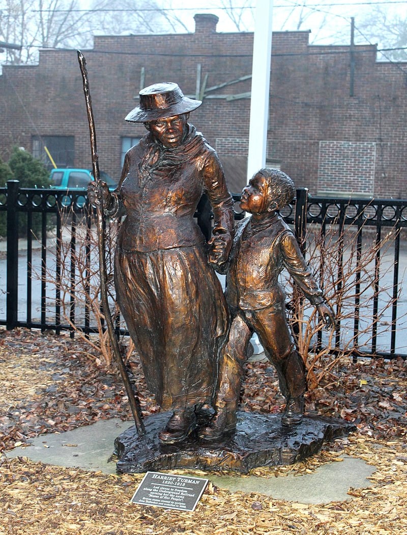 Statue of Harriet Tubman 2