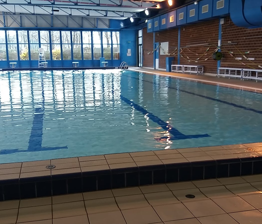 Municipal swimming pool Jacques Monquaut 2