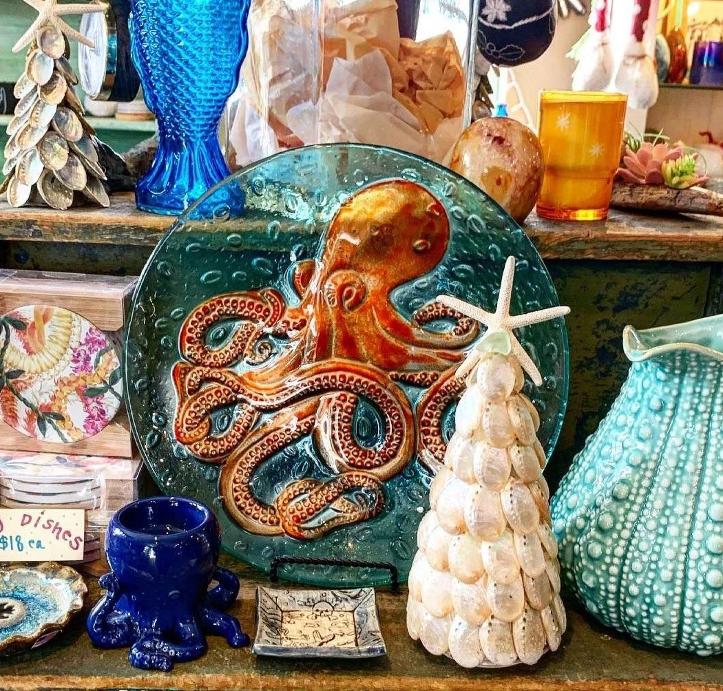Rockaway Beach Gifts & Sweets 1