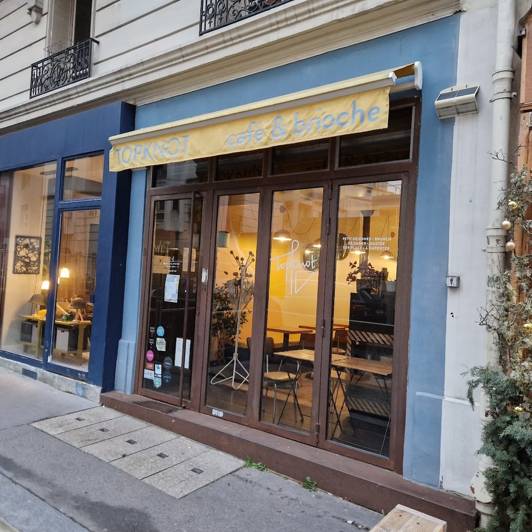 Topknot Café / Restaurant 3