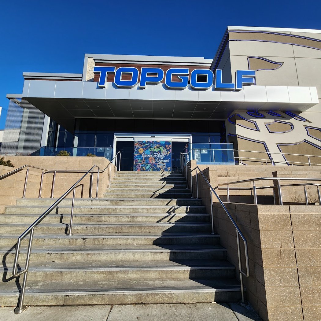 Topgolf Holtsville 3