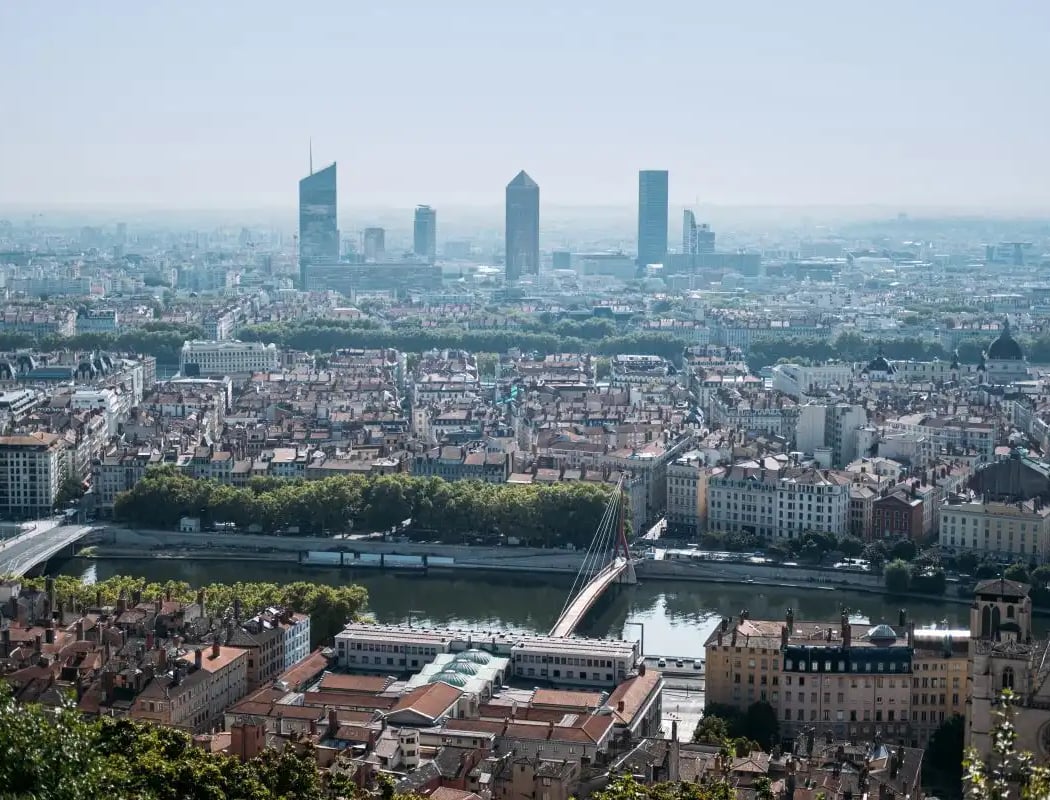 Table-ronde : Au-delà des élections municipales : penser la ville hors les murs 1