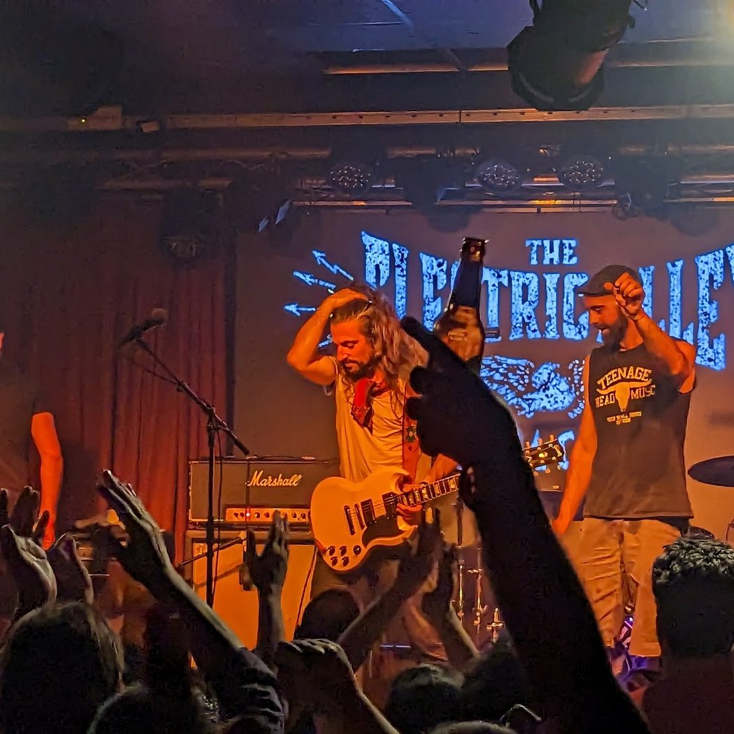 No Way Out Concert 1