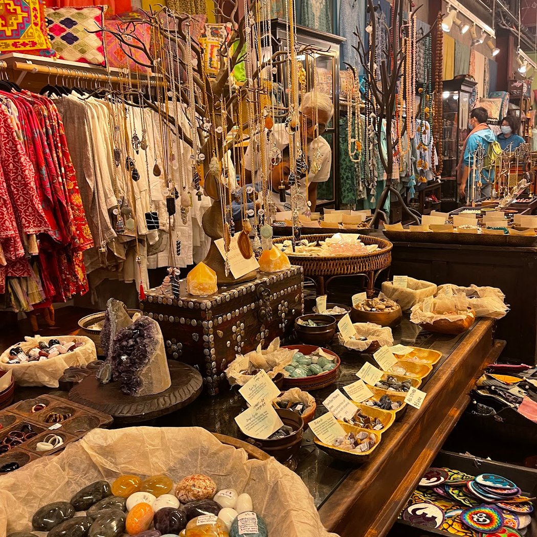 Dolma Tibetan Handicraft 1