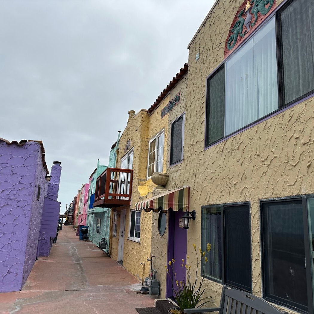 Capitola Venetian Hotel 3