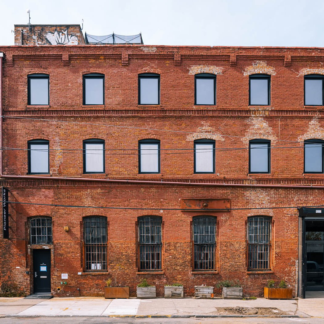 Pioneer Works 4