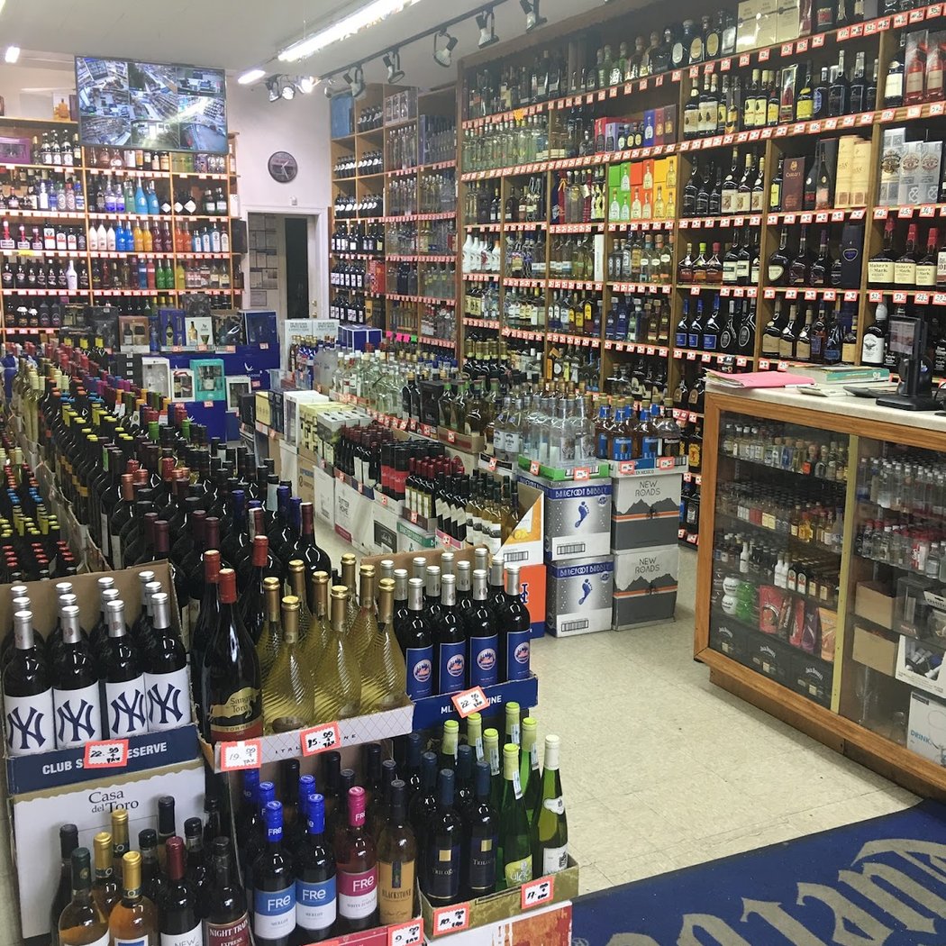 Corona Discount Wine and Liquor 2