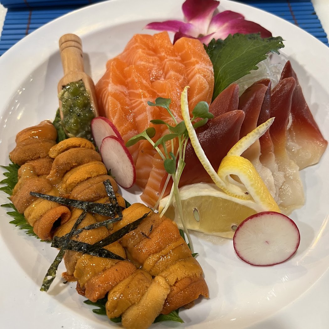 Haruki Sushi House 3