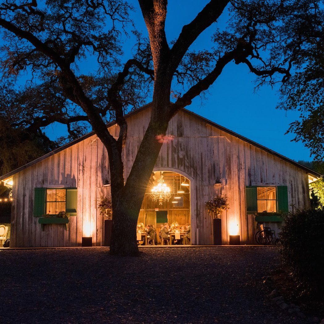 Distinct Locations, Wine Country Event & Wedding Venues 1