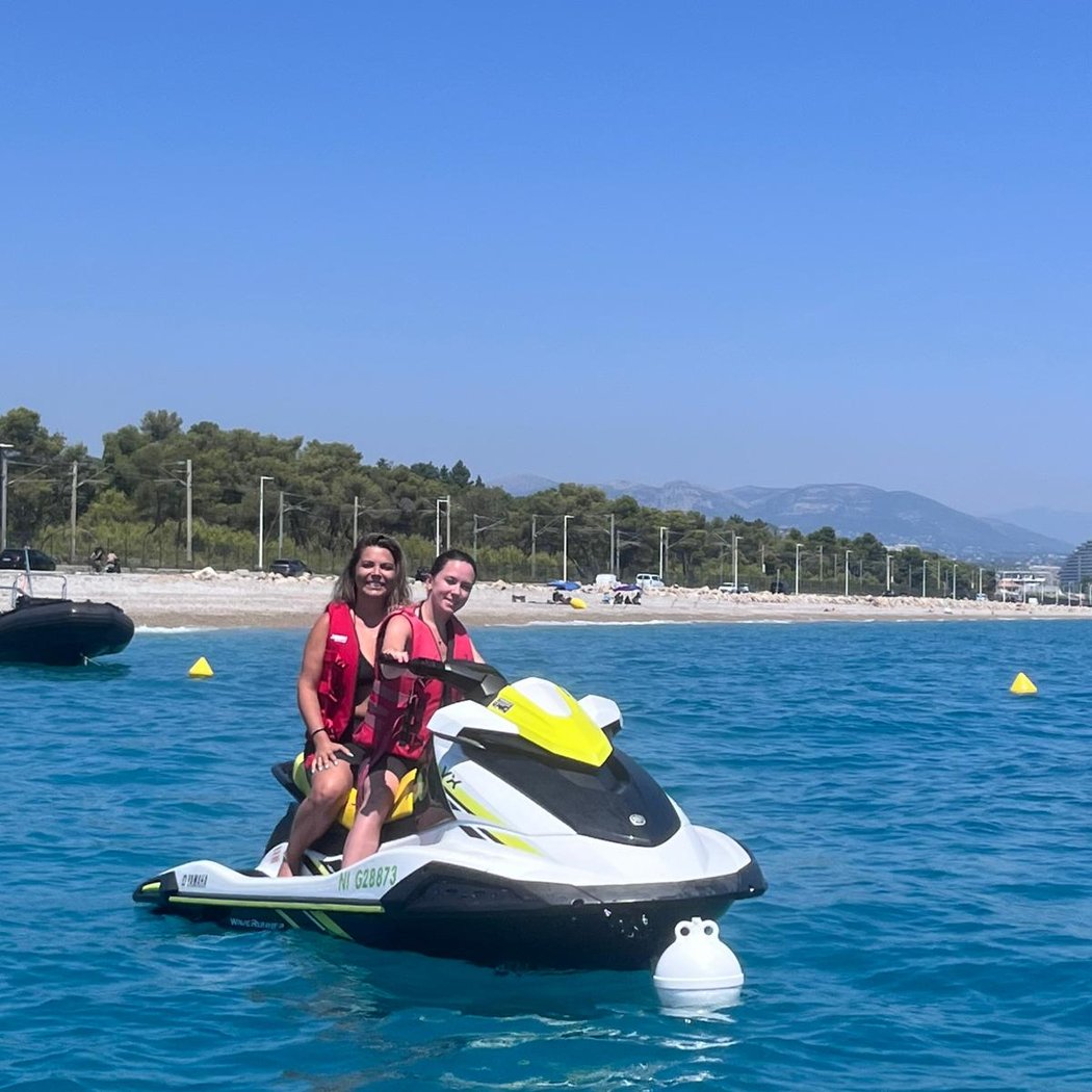 JET27 - Jet Ski 2