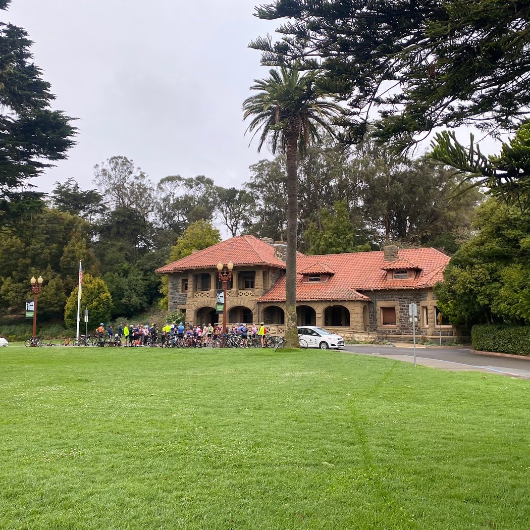 Women and Non-Binary Bike SF Friday Morning Ride 3