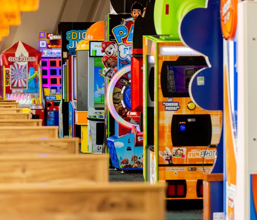 Chuck E. Cheese 2