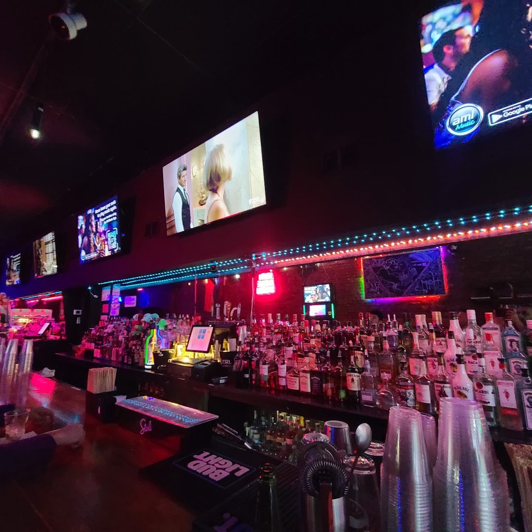 9th Avenue Saloon 3
