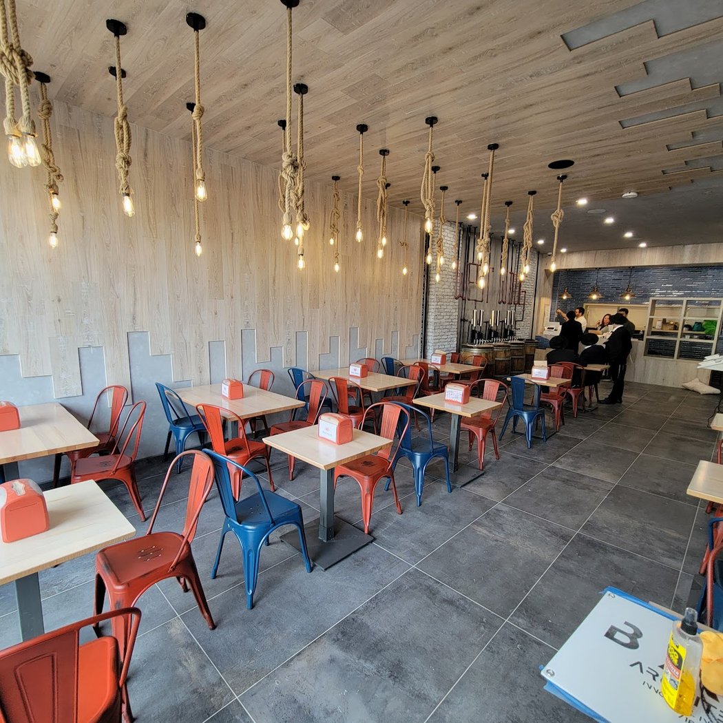 West Wing Restaurant 2