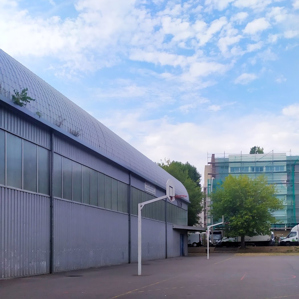 Gymnase claude saluden 1