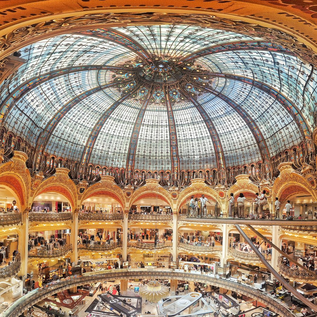Fashion Show - Galeries Lafayette Haussmann 1