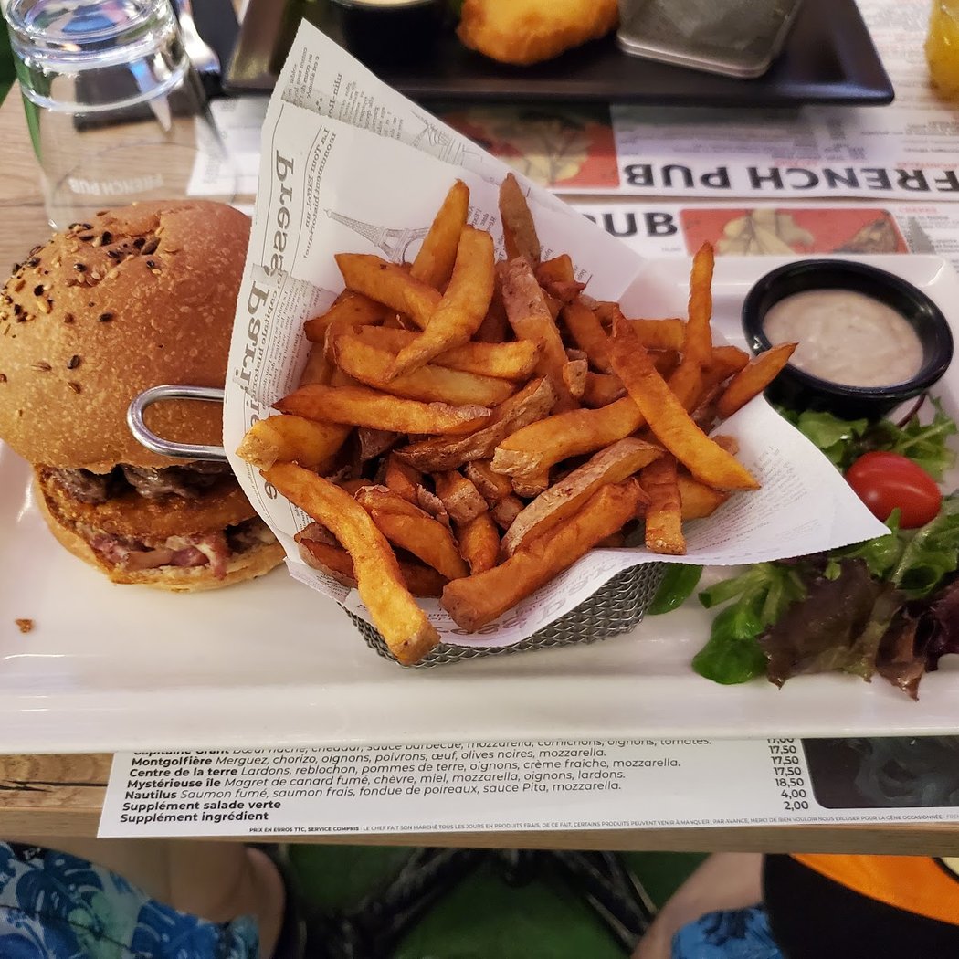 French Pub 3
