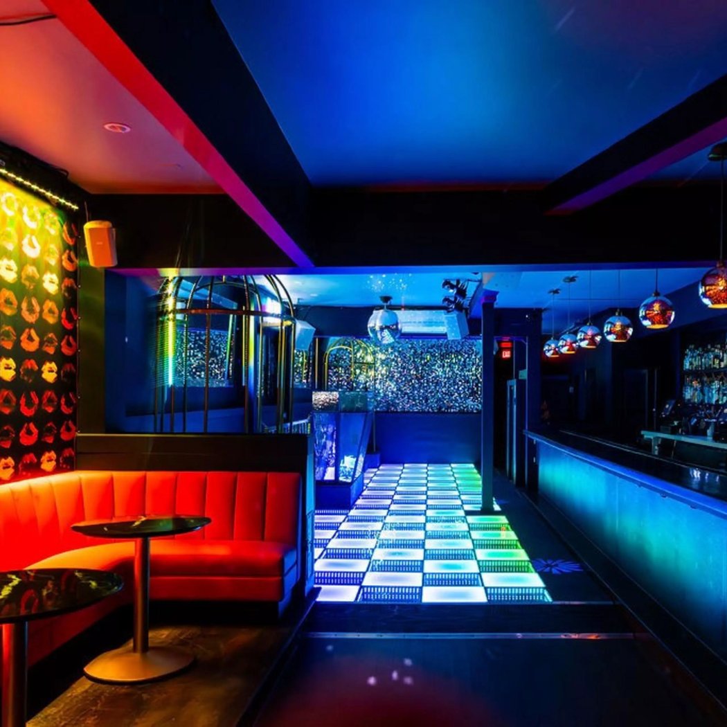 Rick & Roxy's 1