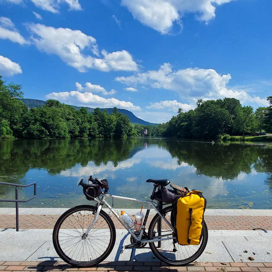Farmington Canal Heritage Trail Parking (Hartford Ave) 1