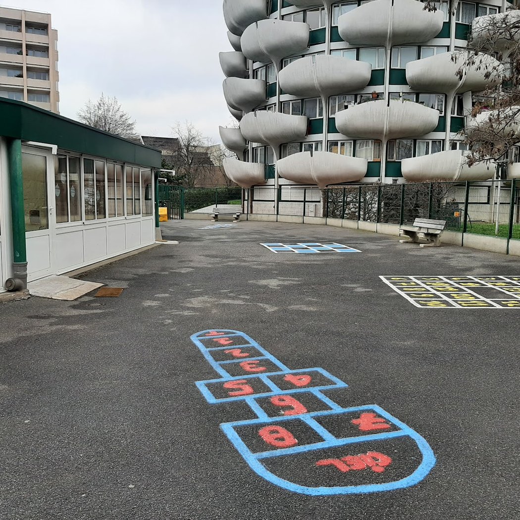 Elementary School Blaise Pascal 2