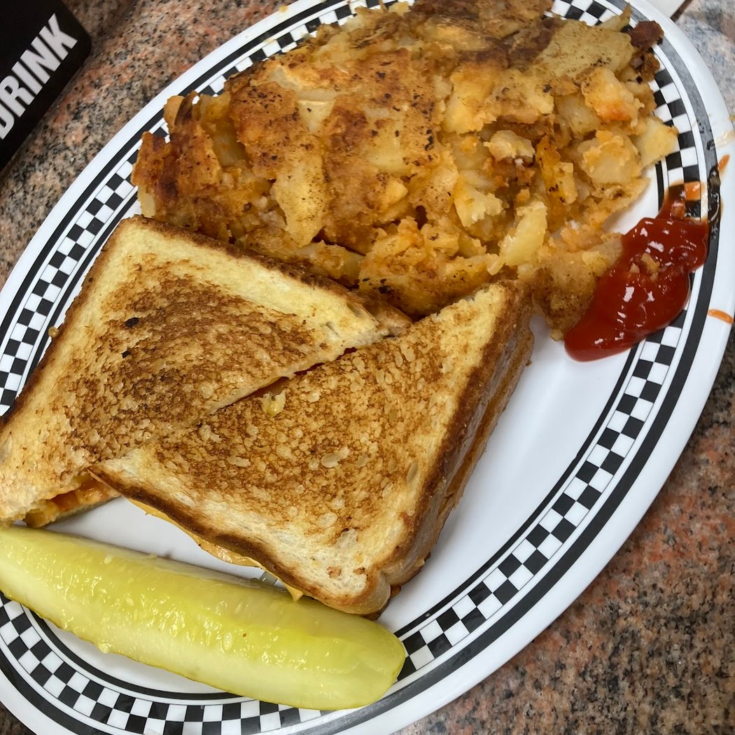 Anna's Cafe 1