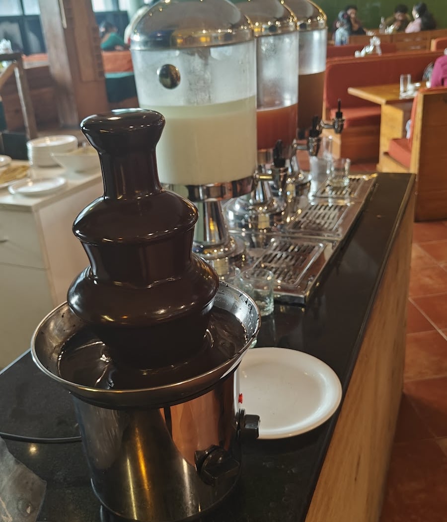 The GreenPath Organic Restaurant 3