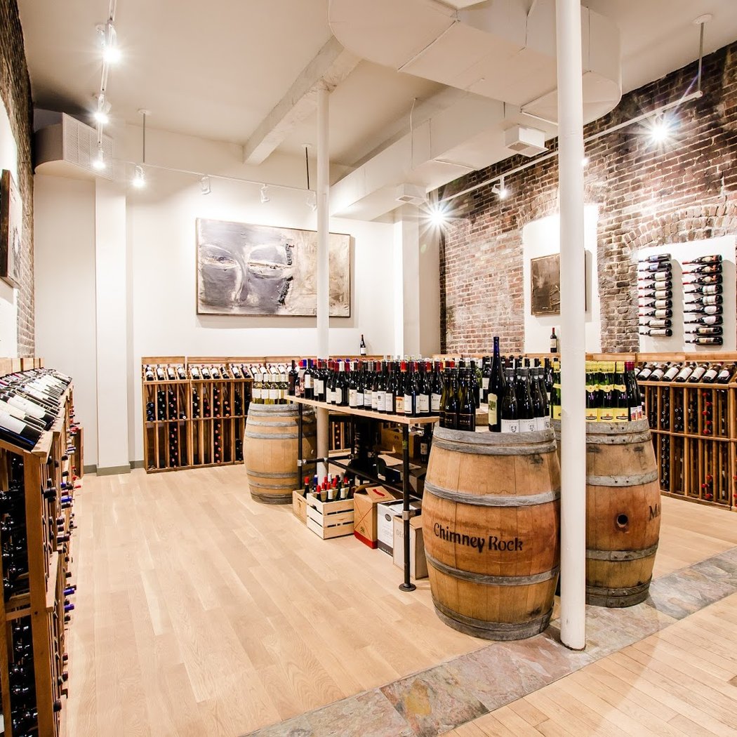 Roma Wines & Liquors 1