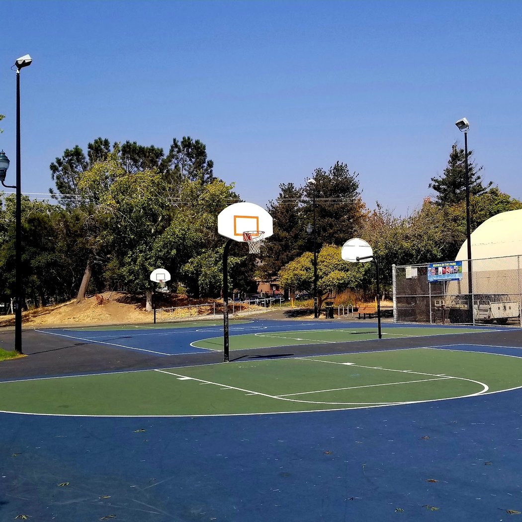 Strawberry Creek Park Basketball Courts 2