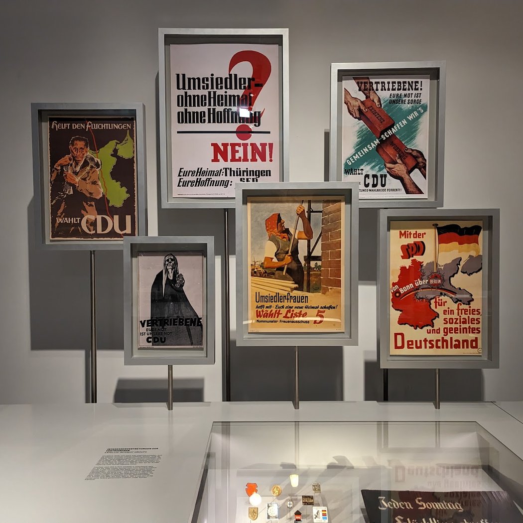 Documentation Centre for Displacement, Expulsion & Reconciliation 1