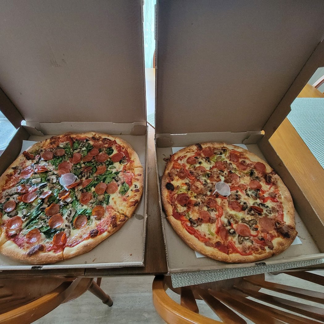 Rhinebeck Village Pizza & Restaurant 3