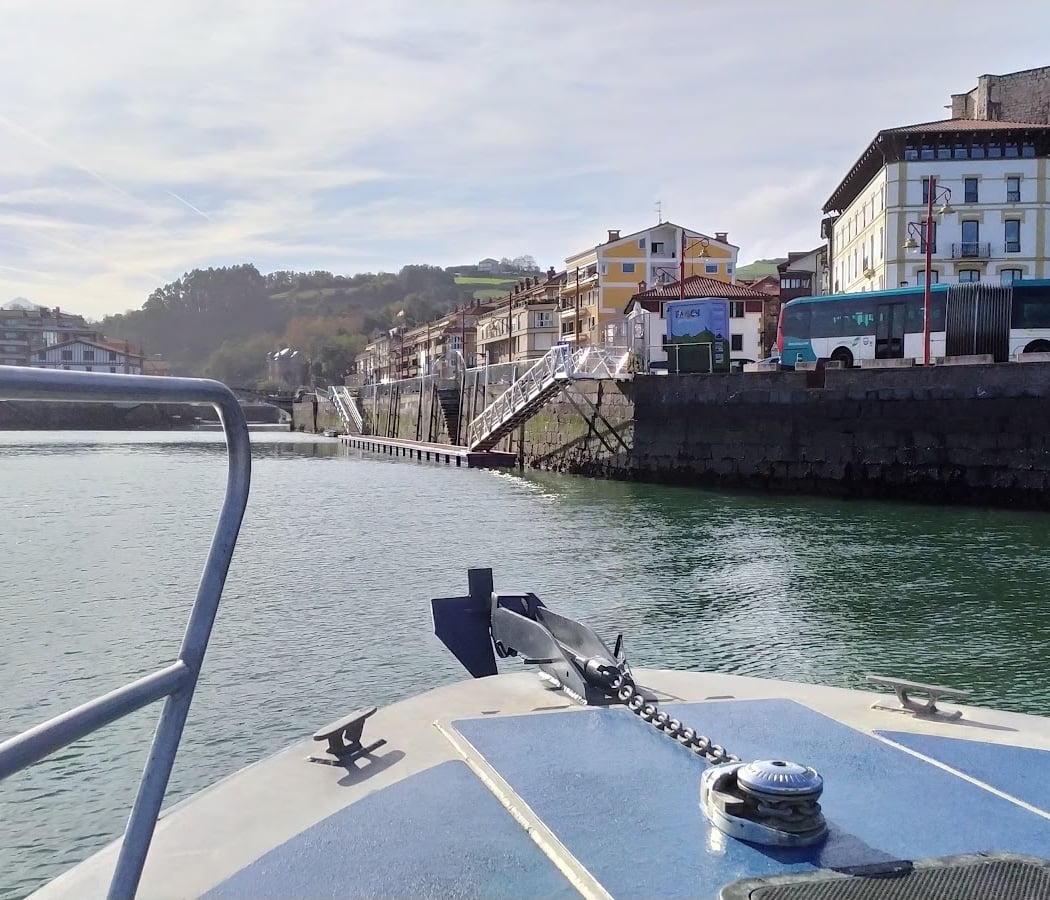 Salida barco Zumaia visitas guiadas Geoparkea 3