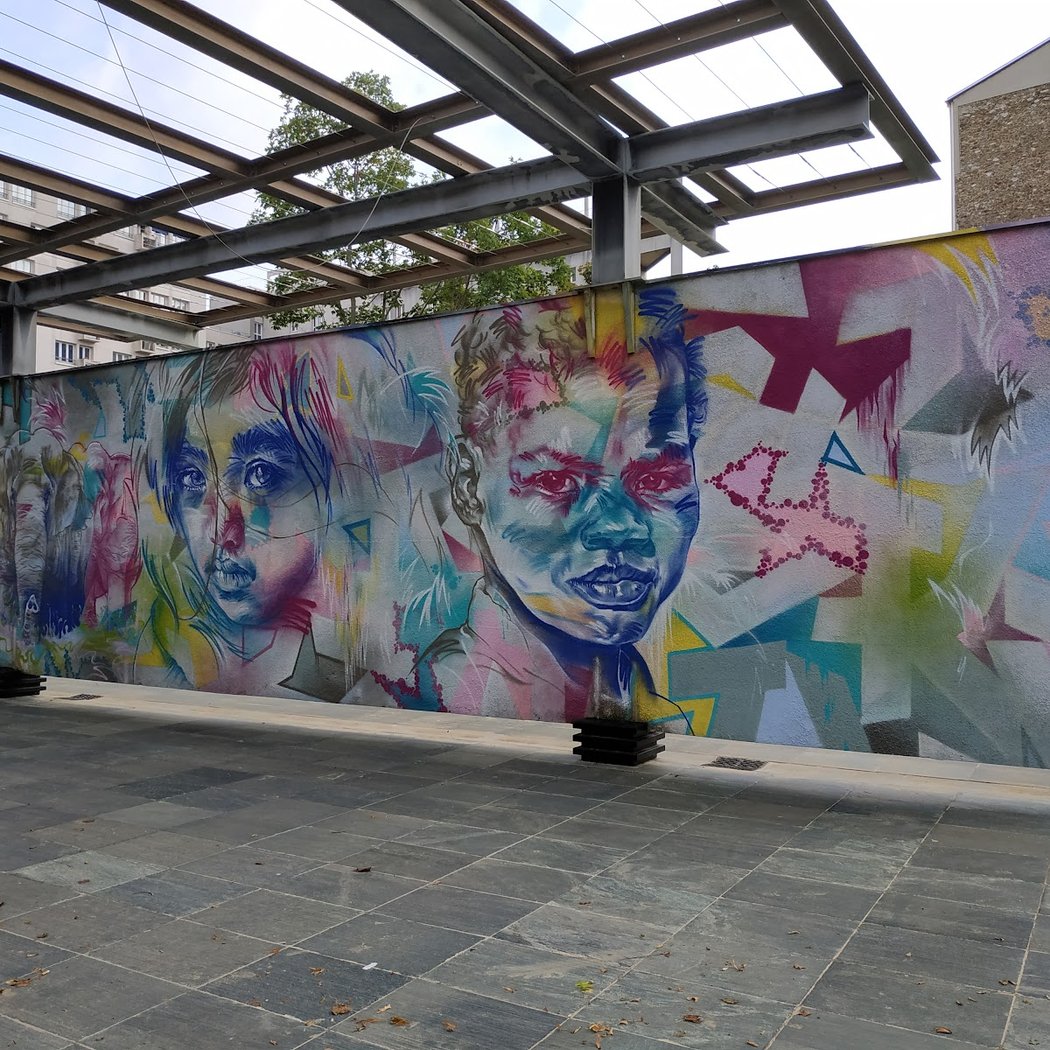 Street-Art : fresque "Enfants dans le Parc" de TORE dans le Jardin du Moulin de la Pointe 2
