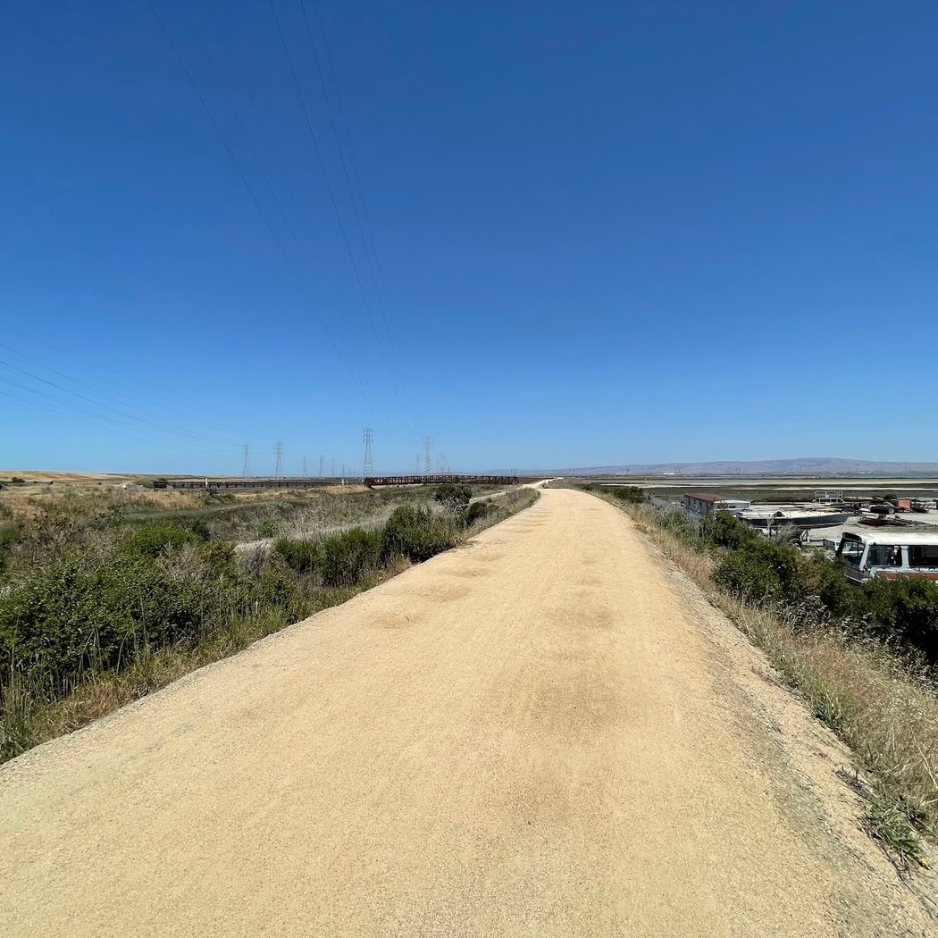Mountain View Bay Trailhead 3