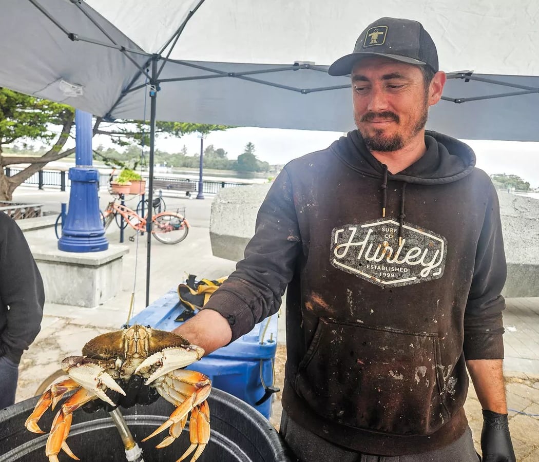 Humboldt Dockside Saturday Seafood Market 4