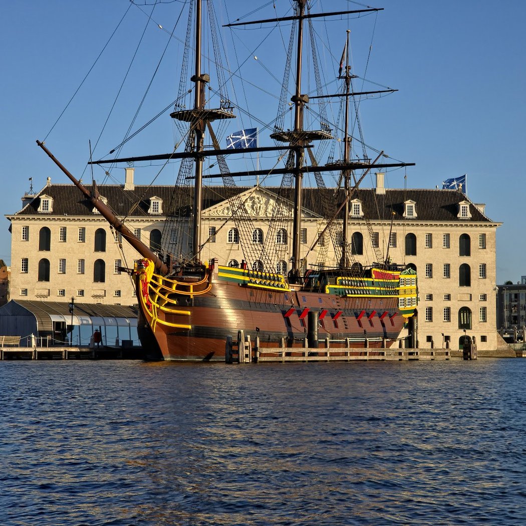 VOC Ship 'Amsterdam' Replica 2