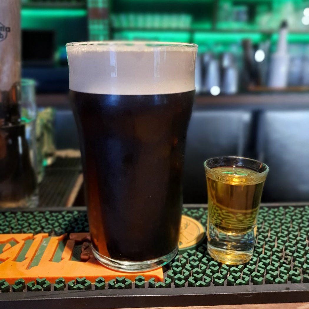 Shannon Pub 2