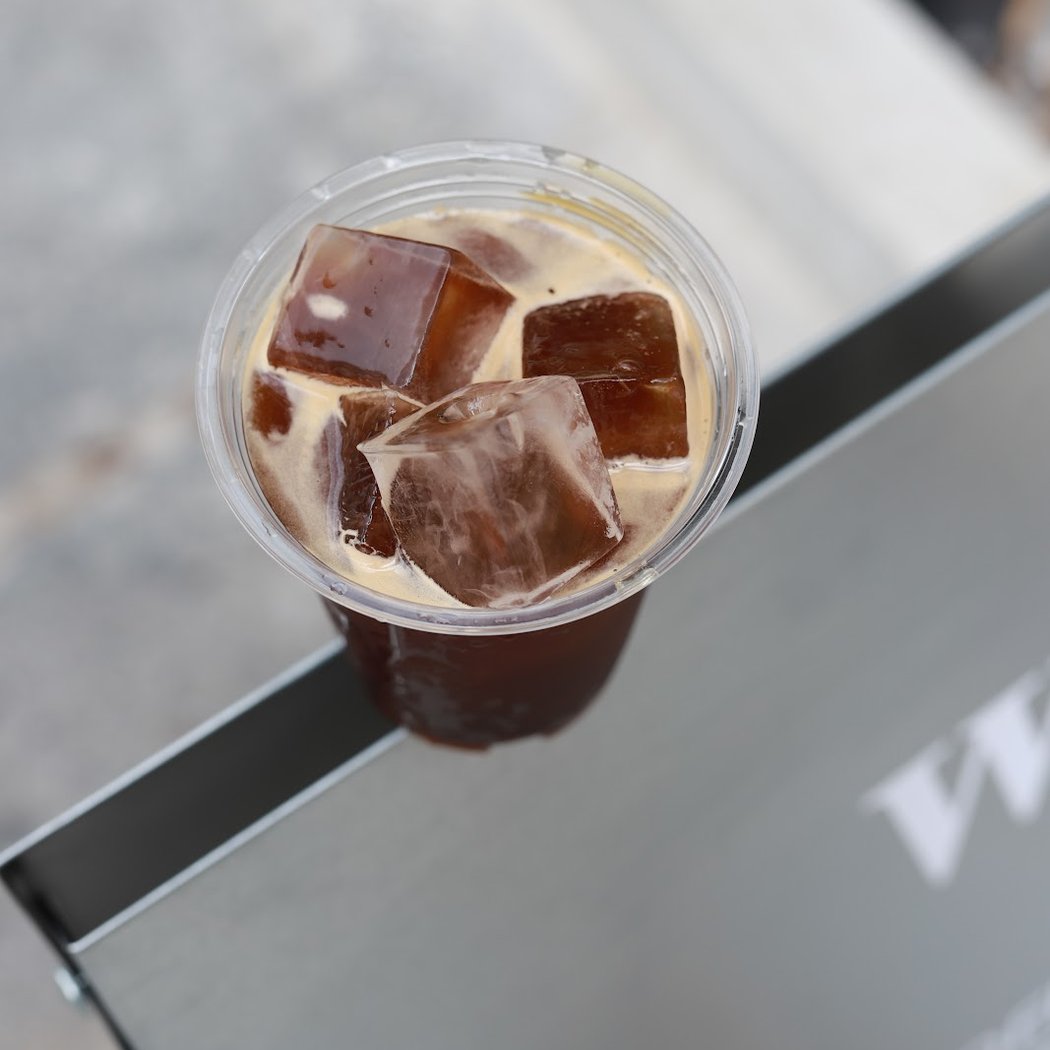 WHITE Coffee - Paris 3 3