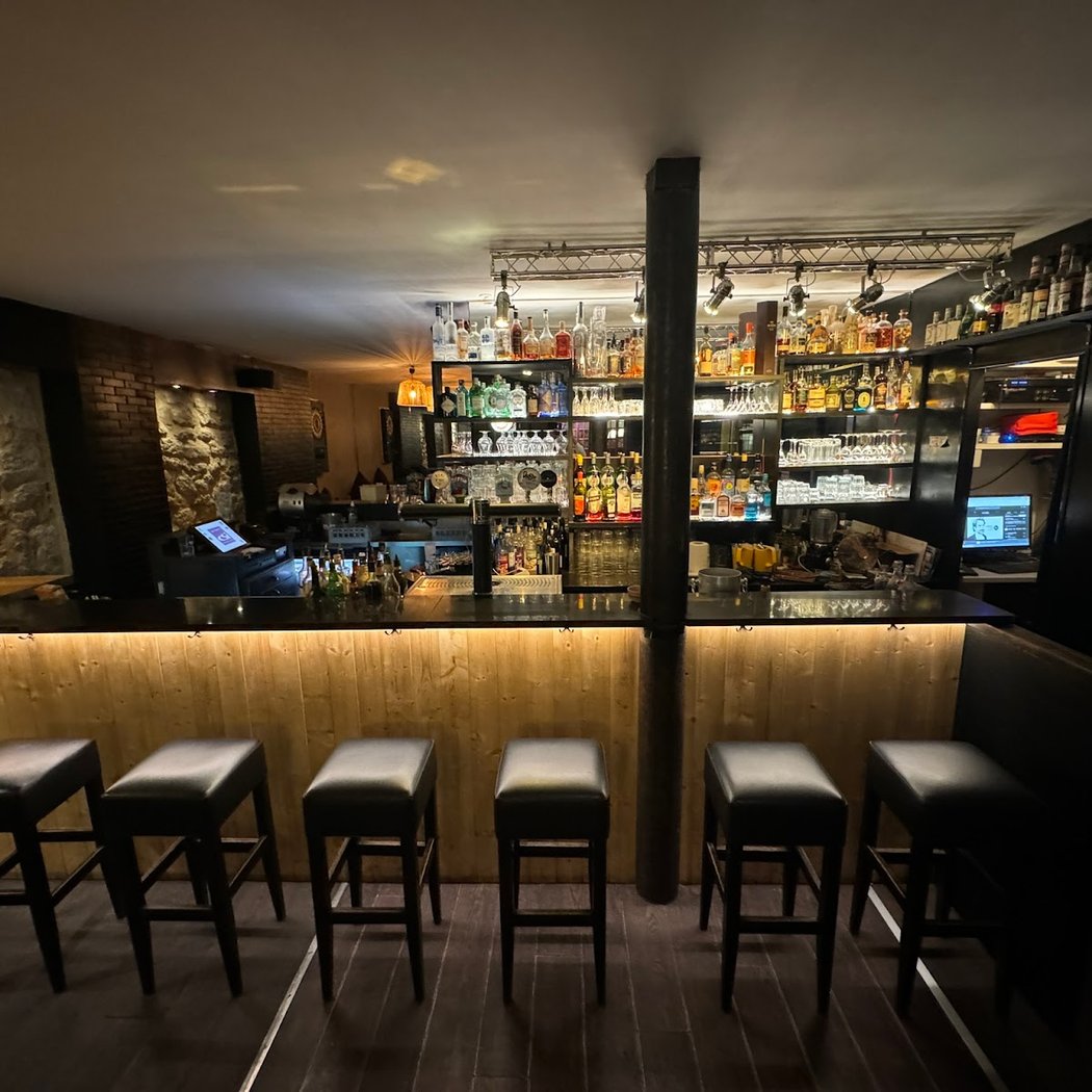 Bar Le Vanart 3