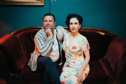 HANNA RIFKIN & THE HANDSOMES 1