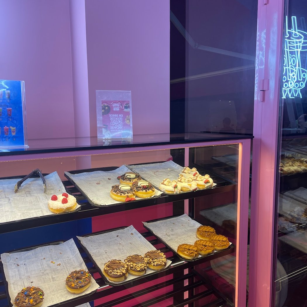 Doubble Donuts & Bubble Tea - Livry Gargan 2