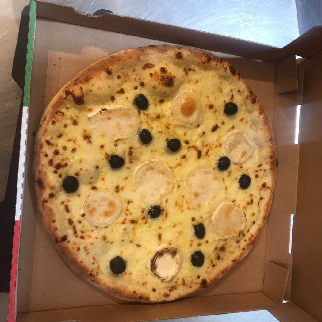 Pizza 64 3