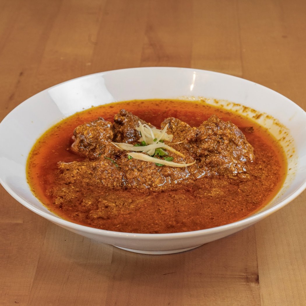 Hajis Restaurant & Catering 1