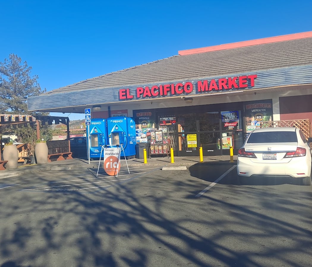 El Pacifico Market 2