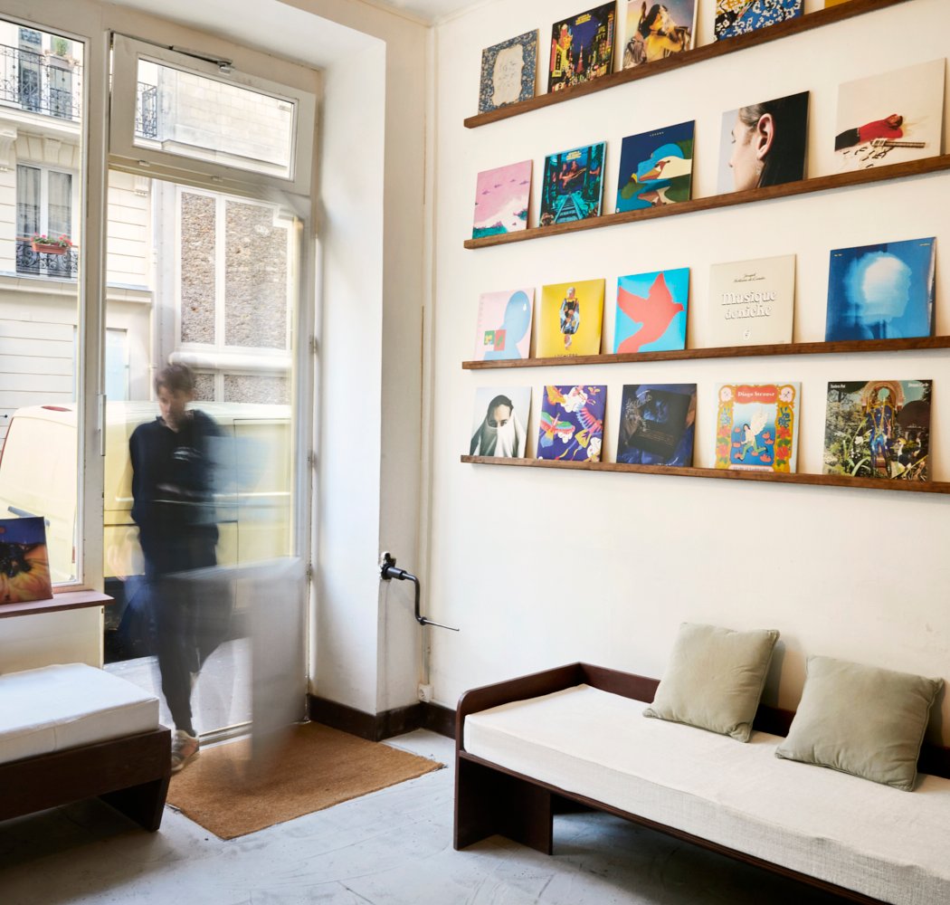 Cracki Records Shop 3