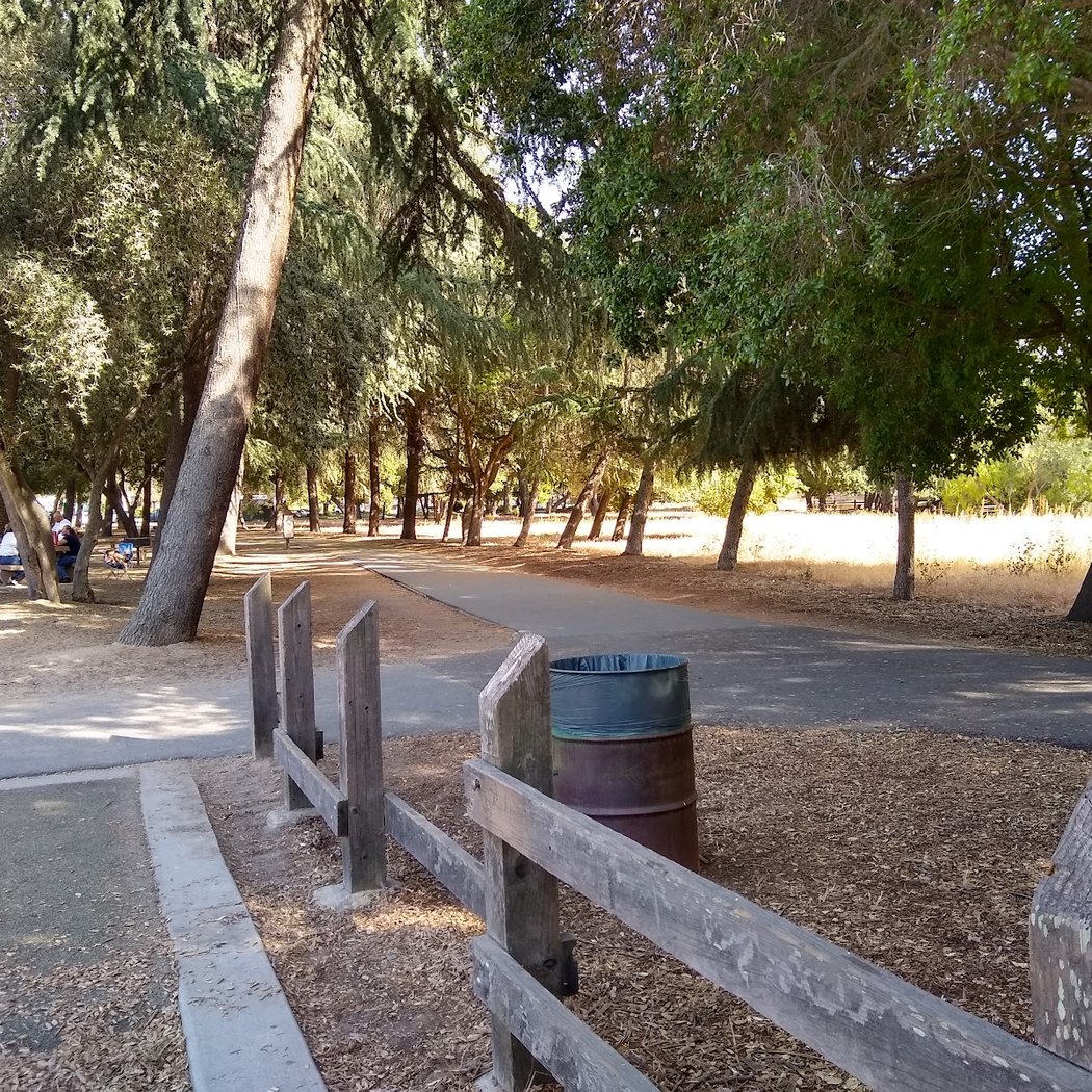 Edenvale Gardens Regional Park 3