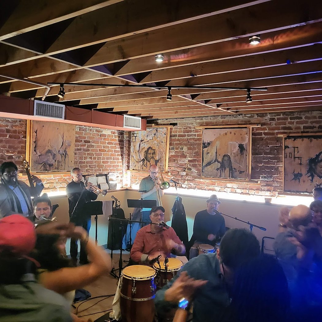 Takeover Wednesdays: Industry Night – DJ Bizzy 1