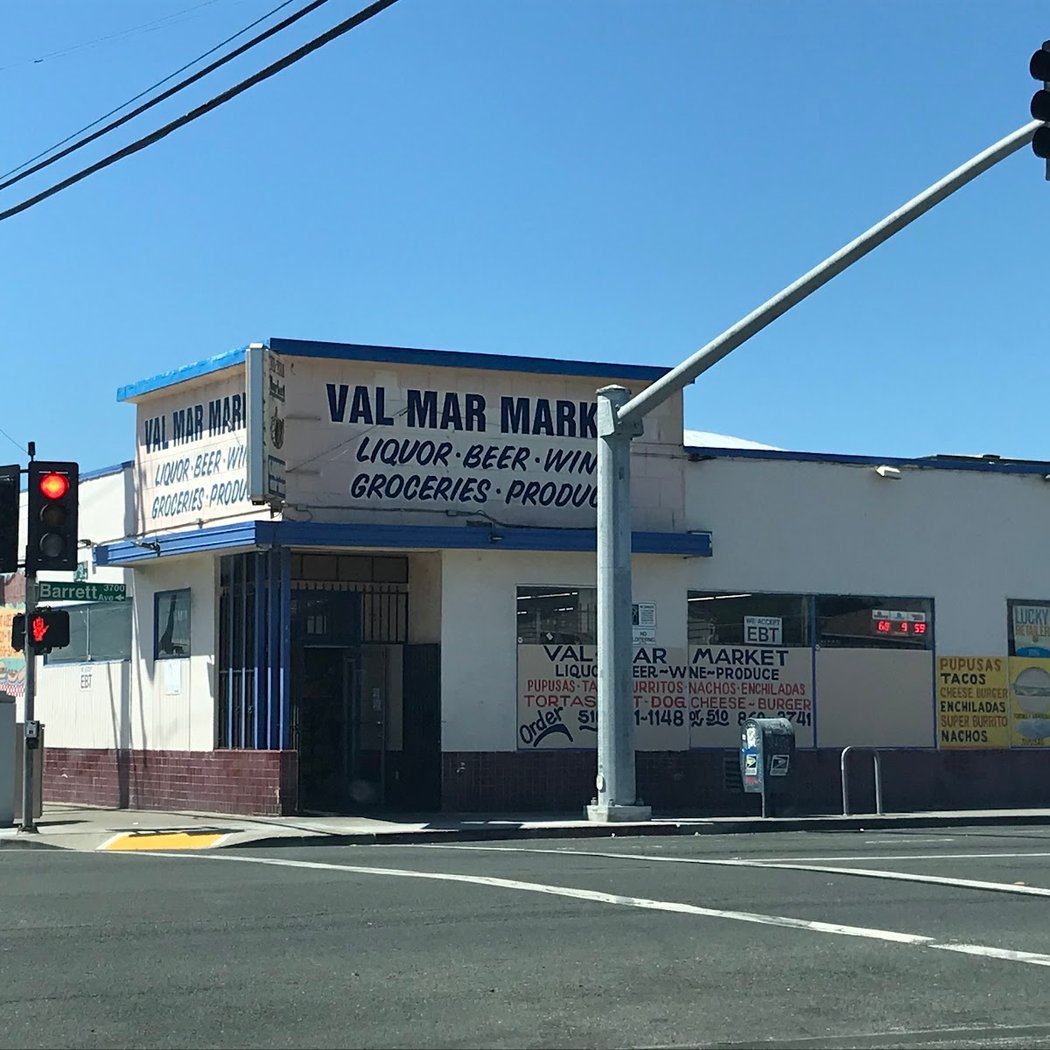 Val-Mar Market 1