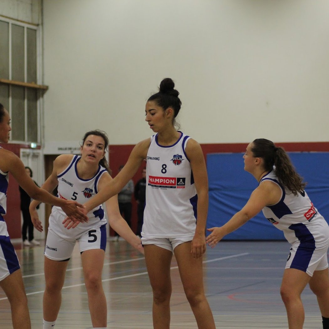 U18 Féminines 1 3