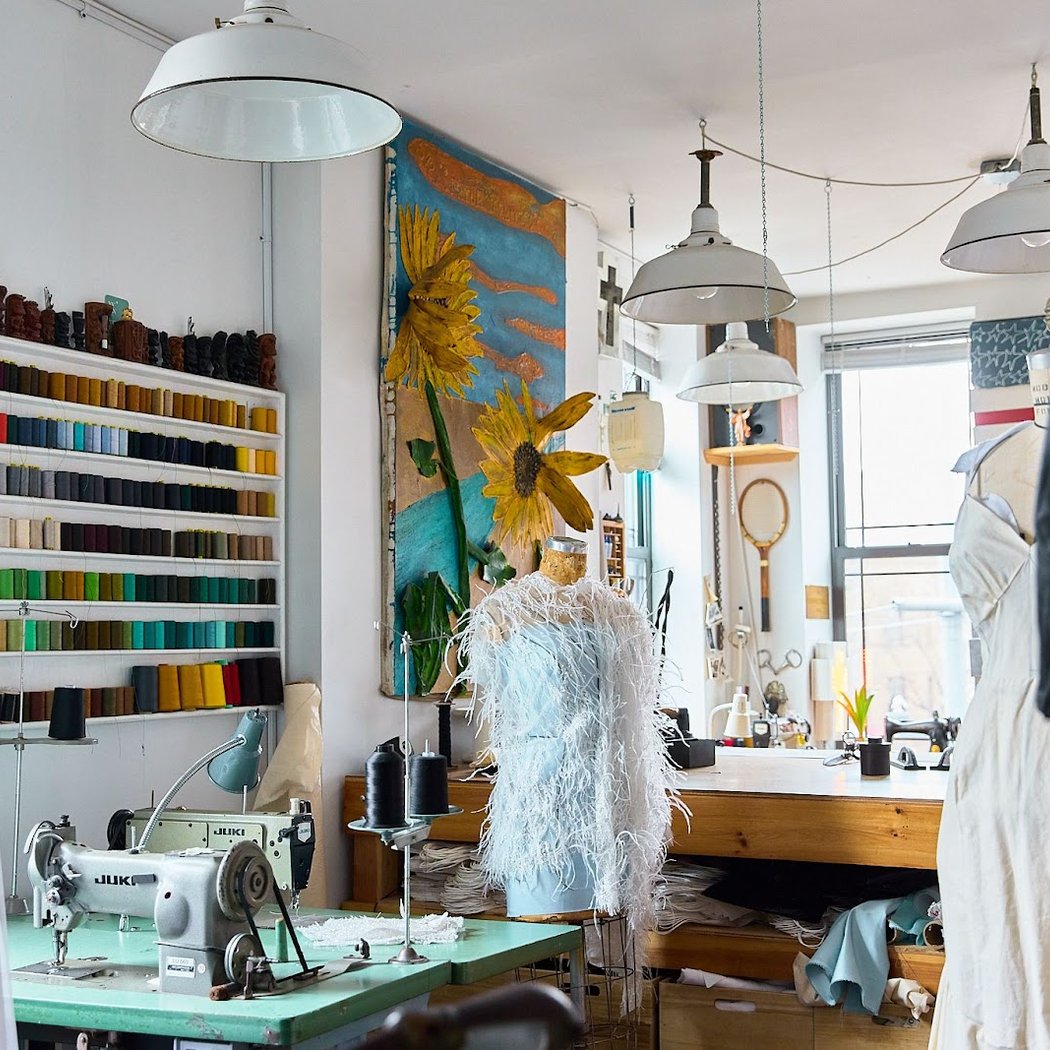 Chasing Tailor 1