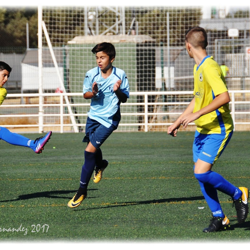 Centro Deportivo Huerta Del Perejil 5